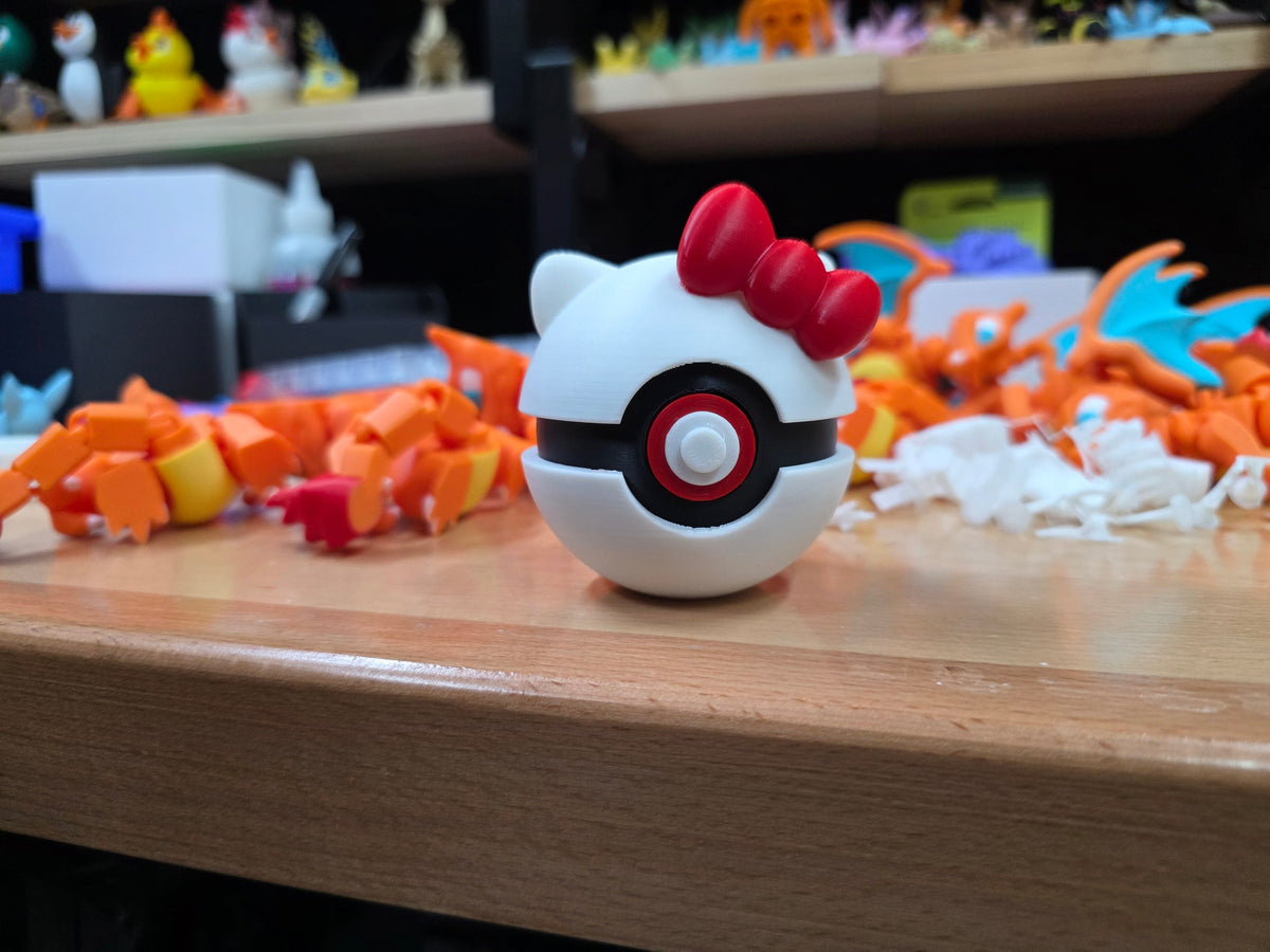 Hello Kitty Pokeball