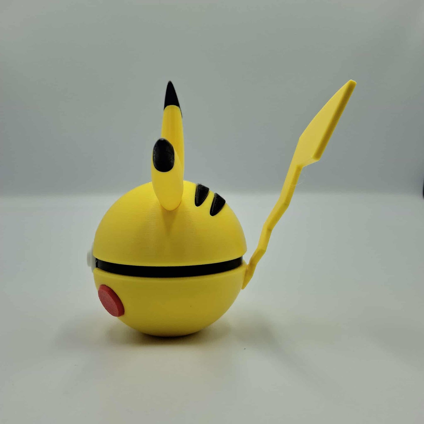Pikachu Pokeball