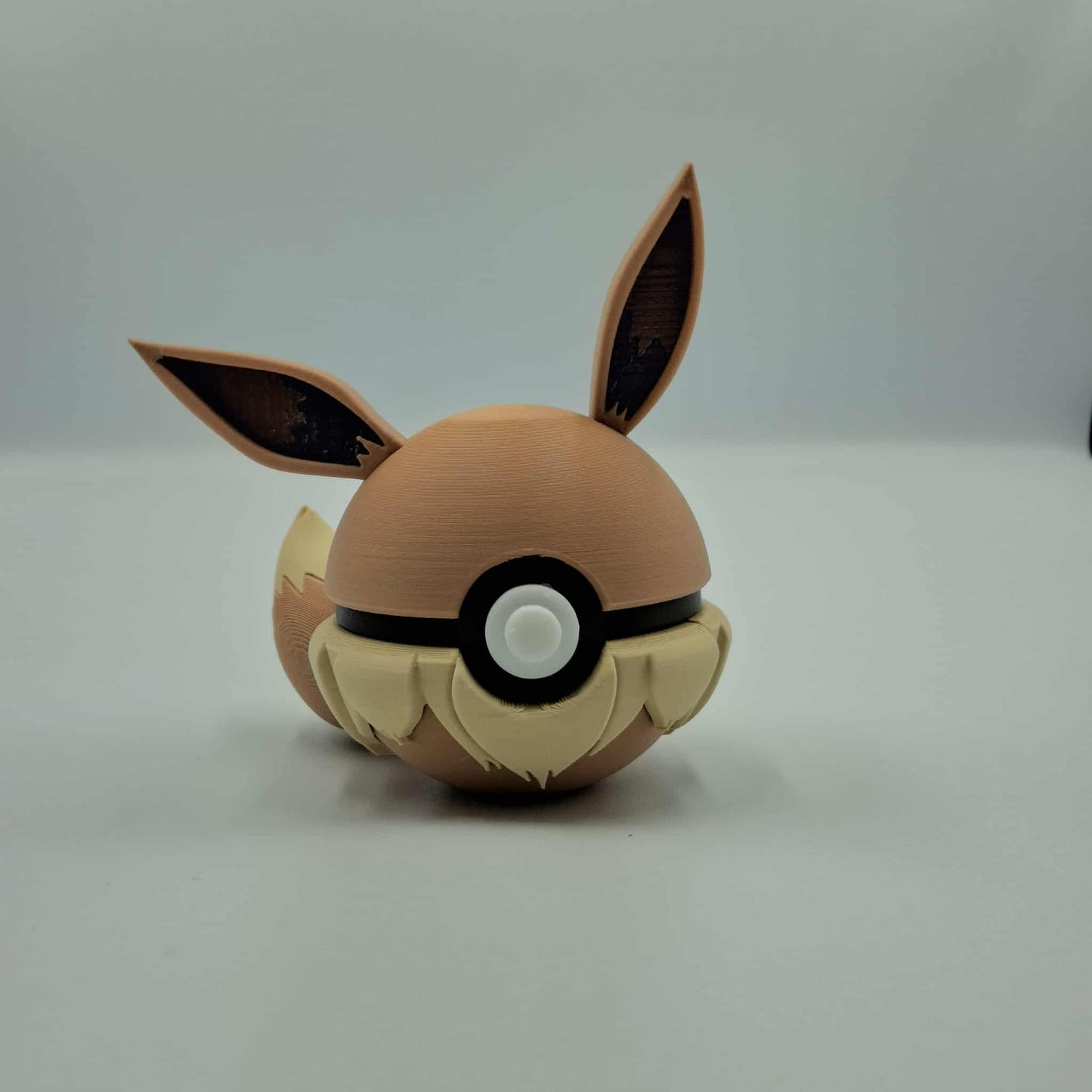 Evee Pokeball