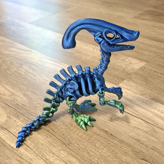 3D printed articulated Great White Shark toy with moveable fins and flexible body, handmade ocean animal figure.