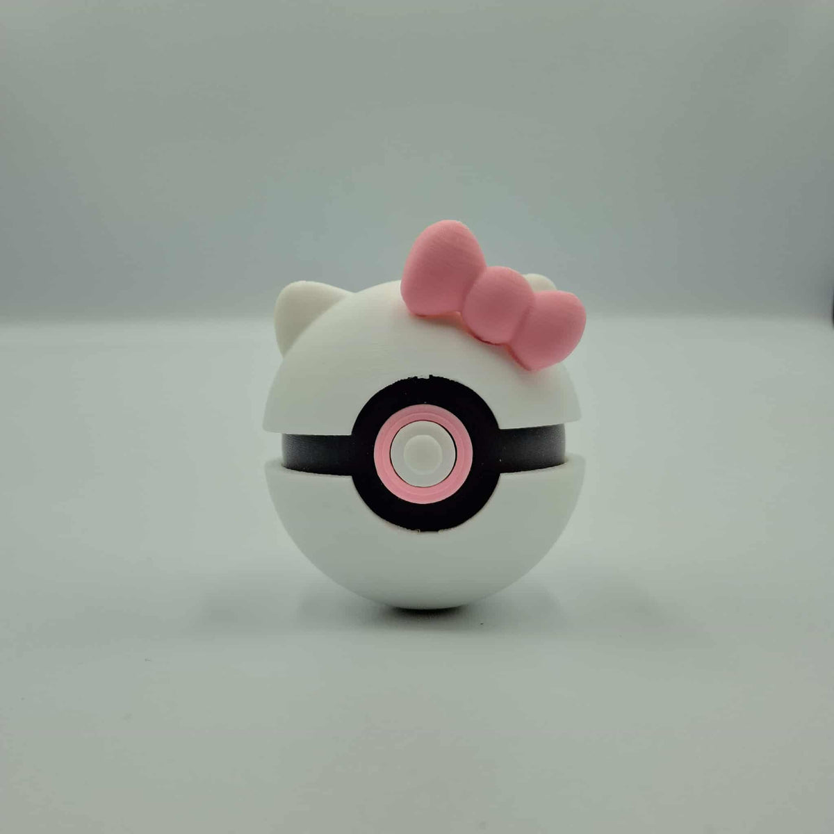 Hello Kitty (Pokeball and Mini's)