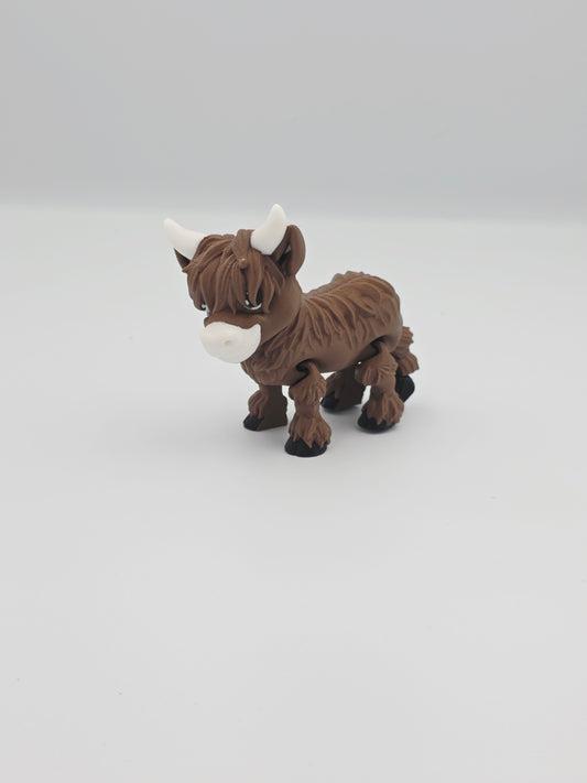 Highland Cow – Cute Farm Animal Figure