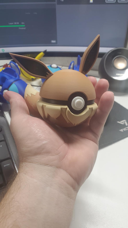 Evee Pokeball