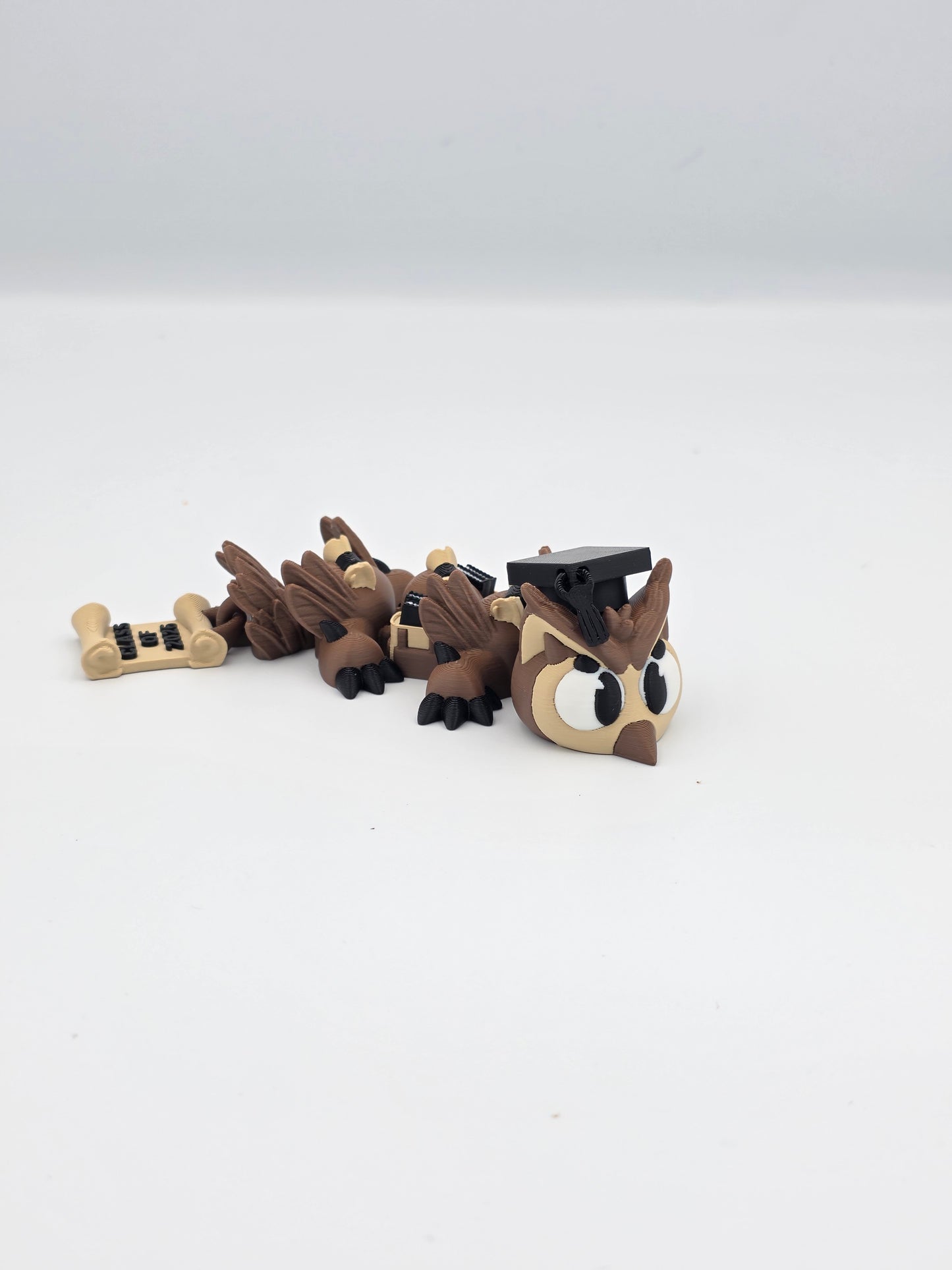 Graduation Dragon 2026 – Articulated Flexi Dragon Graduate Gift